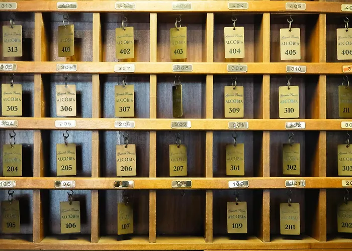 Grande Pensao Residencial AlcobiaAlbergo